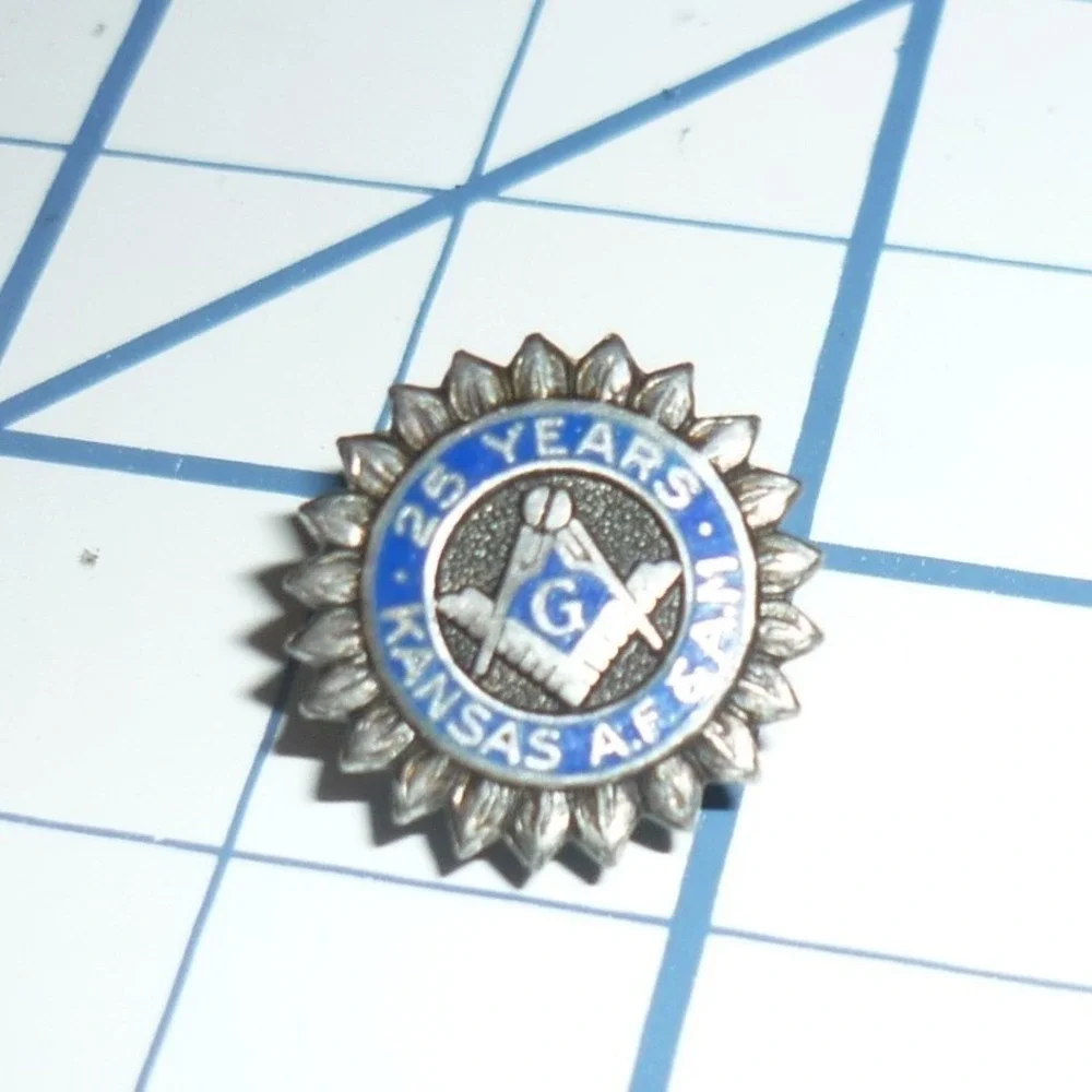 Sterling Silver Masonic Kansas 25 Year‎ Service Pin - Bastian Brothers Vintage